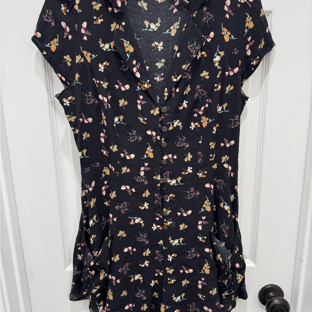 Kimchi Blue Beth Ann Collared Shirt Playsuit Romper Size 6